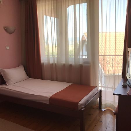 Hotel Satelit Kumanovo Bagian luar foto